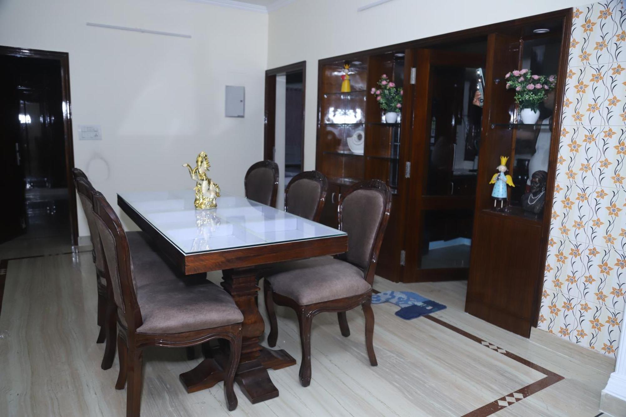 Divine India Service Apartment 3Bhk,B57 Sarita Vihar,Apollo نيودلهي المظهر الخارجي الصورة