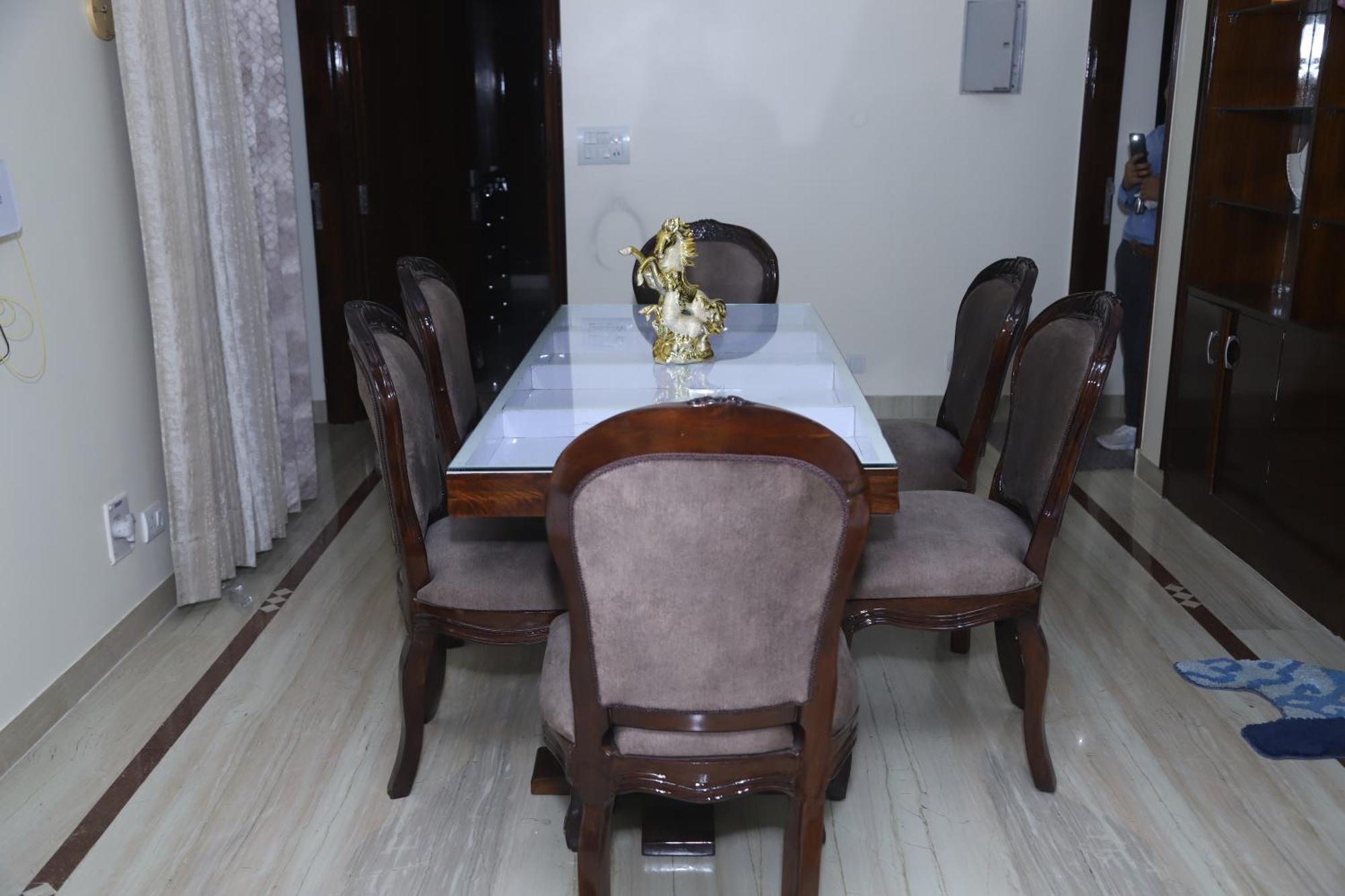 Divine India Service Apartment 3Bhk,B57 Sarita Vihar,Apollo نيودلهي المظهر الخارجي الصورة