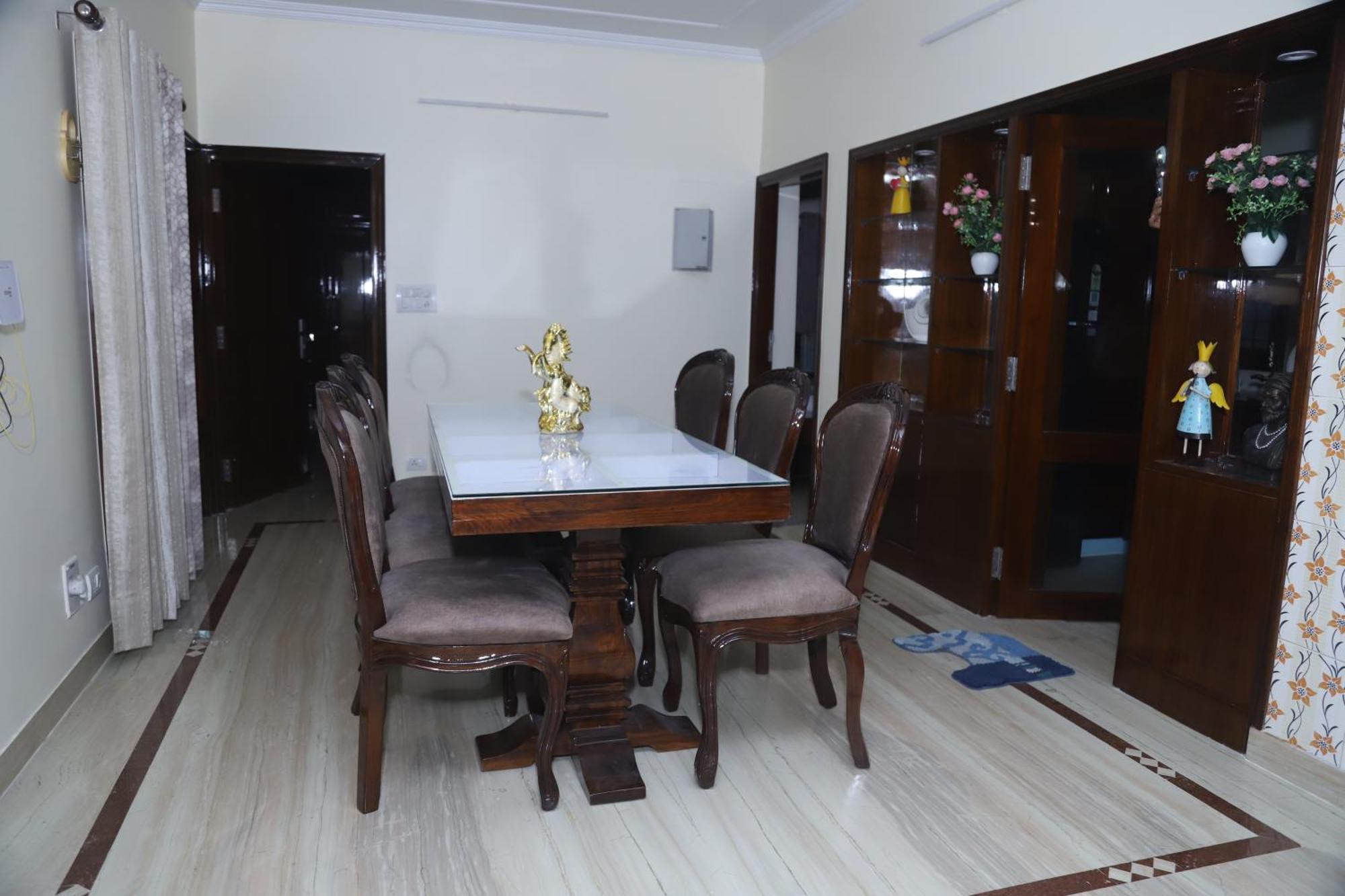 Divine India Service Apartment 3Bhk,B57 Sarita Vihar,Apollo نيودلهي المظهر الخارجي الصورة