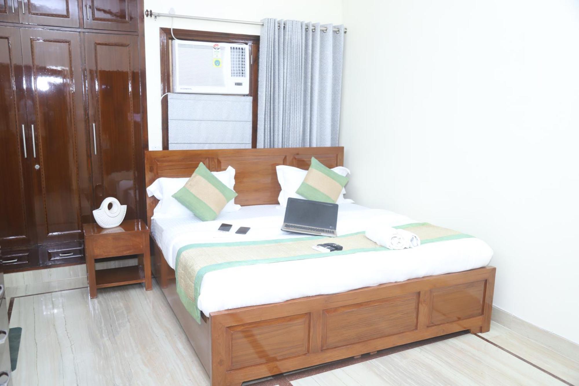 Divine India Service Apartment 3Bhk,B57 Sarita Vihar,Apollo نيودلهي المظهر الخارجي الصورة