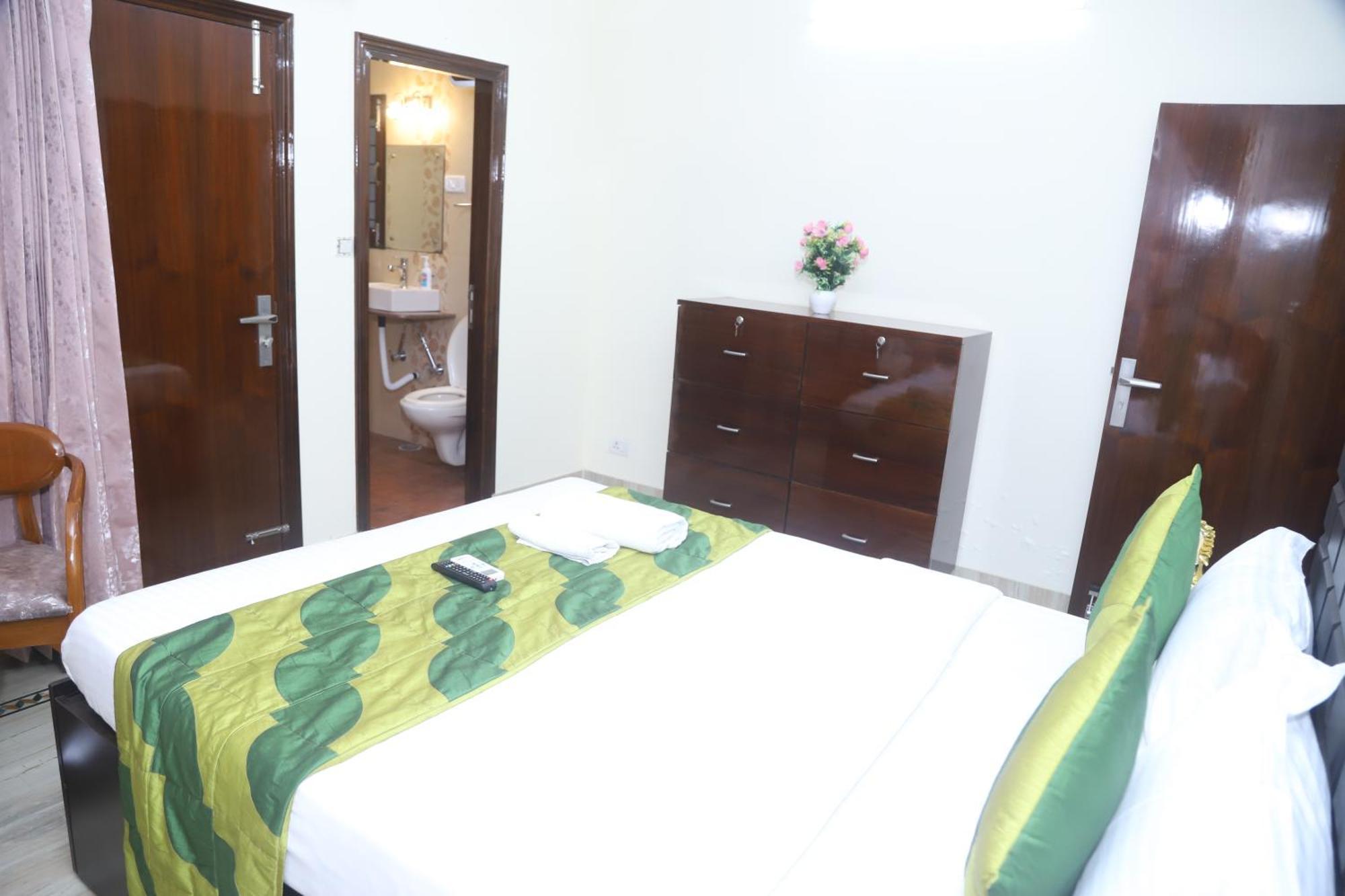 Divine India Service Apartment 3Bhk,B57 Sarita Vihar,Apollo نيودلهي المظهر الخارجي الصورة