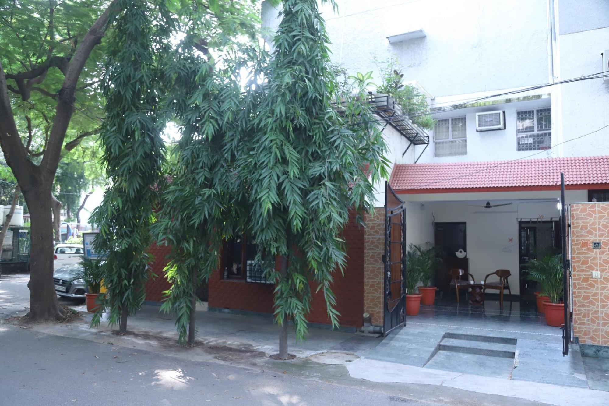 Divine India Service Apartment 3Bhk,B57 Sarita Vihar,Apollo نيودلهي المظهر الخارجي الصورة